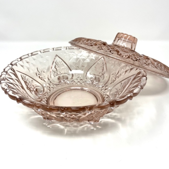 Vintage Pink KIG Malaysia Pressed/Depression Glass Candy/Trinket Dish - Picture 3 of 8